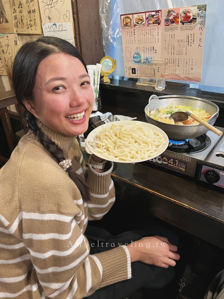 越後湯澤美食地圖！教練們最愛的5 大必吃排隊溫泉街美食：燒肉、拉麵、甜點一次收集！